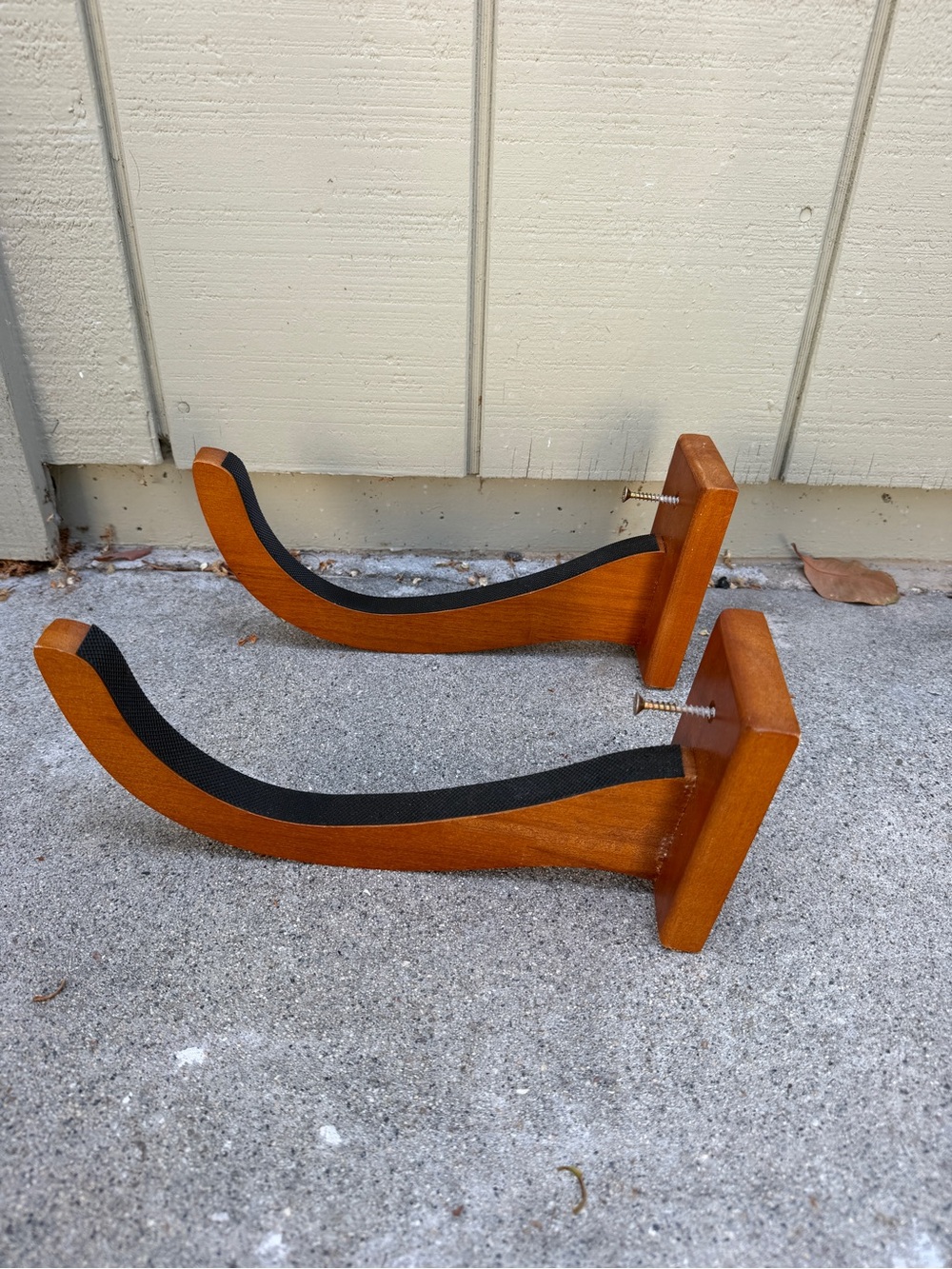 Surf board wall rack/mount